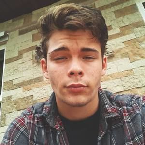 Meet your Posher, Adam